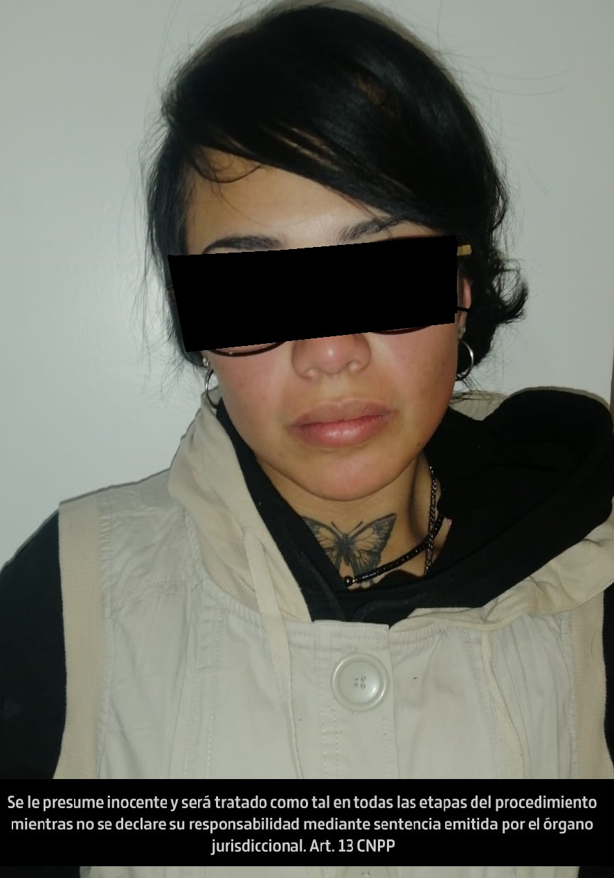 LADRON DE AUTOS ABANDONA A SU NOVIA TRAS SER PERSEGUIDOS