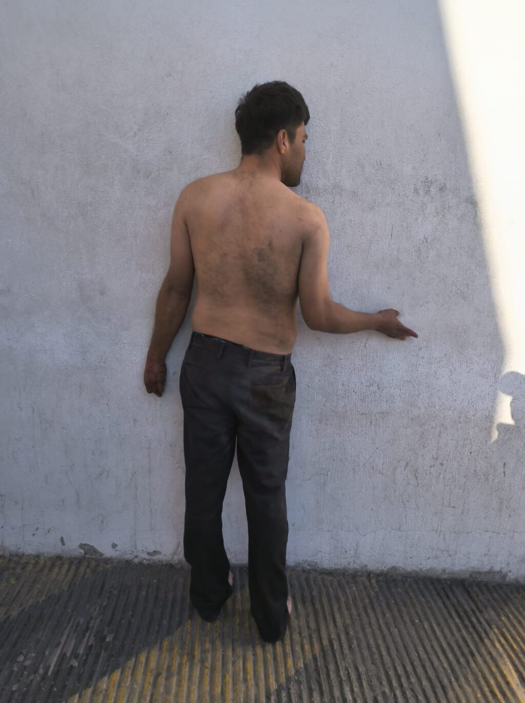 POR EVITAR SER EMBARGADO, AHORA ENFRENTA CARGOS POR PRIVACION ILEGAL Y LESIONES