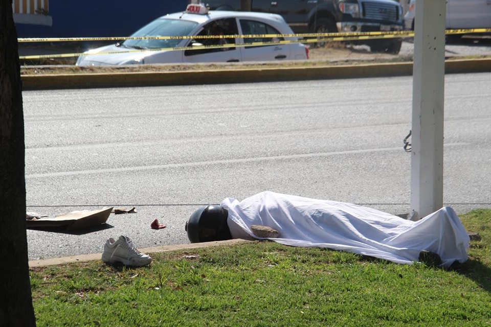 MUEREN TRES EN ACCIDENTE