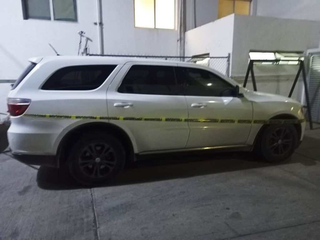LO “SECUESTRAN” POR QUE NO DEVOLVIA UN COCHE QUE LE PRESTARON