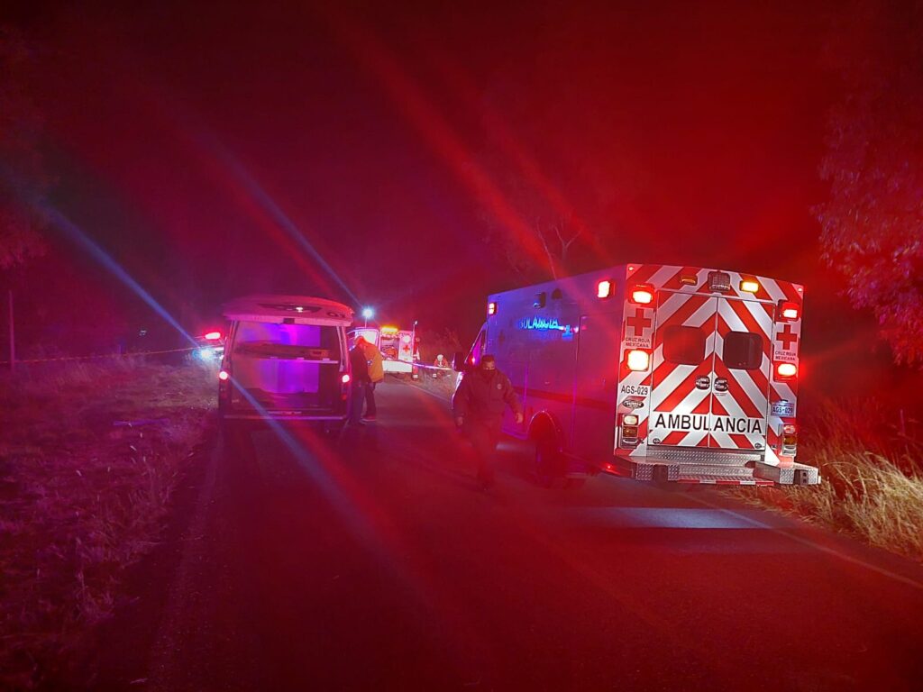 LEVANTAN A TRANSEXUAL, LO TORTURAN Y LO DEJAN TIRADO Y AMARRADO EN LA TOMATINA, ES LA SEGUNDA VEZ QUE LE PASA ESO Y NO DENUNCIO