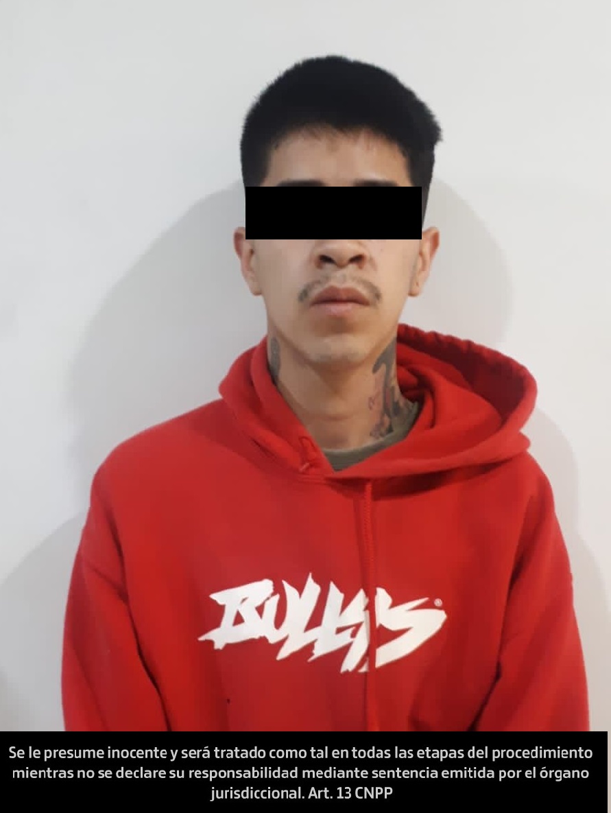 DETIENEN A NARCO CONO CASI 1 KILO DE MARIGUANA