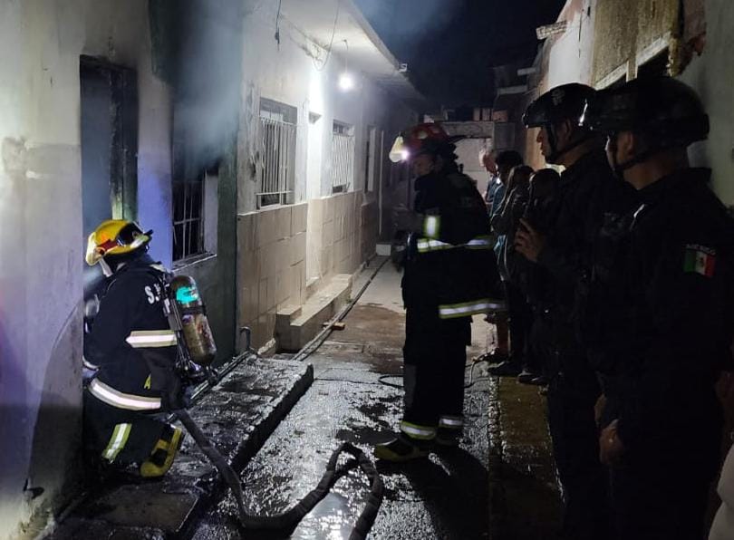 SE INCENDIA UN CUARTO DE VECINDAD