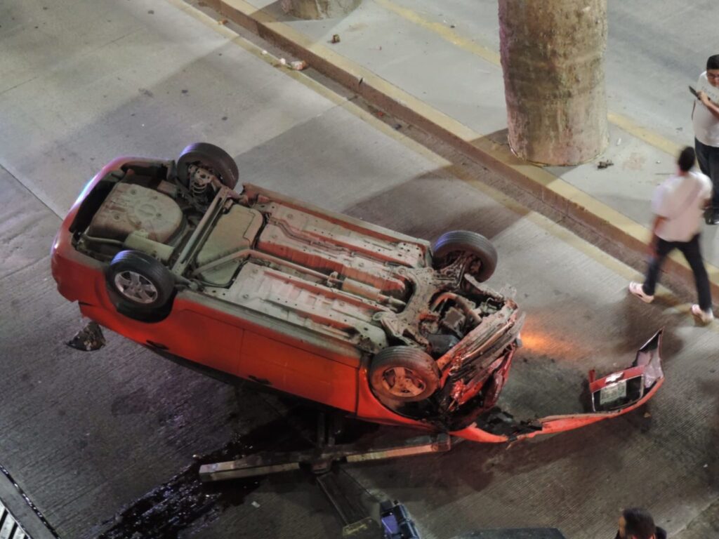 OTRA VEZ LA VOLVIO A HACER EL PUENTE DE LA COLONIA CURTIDORES