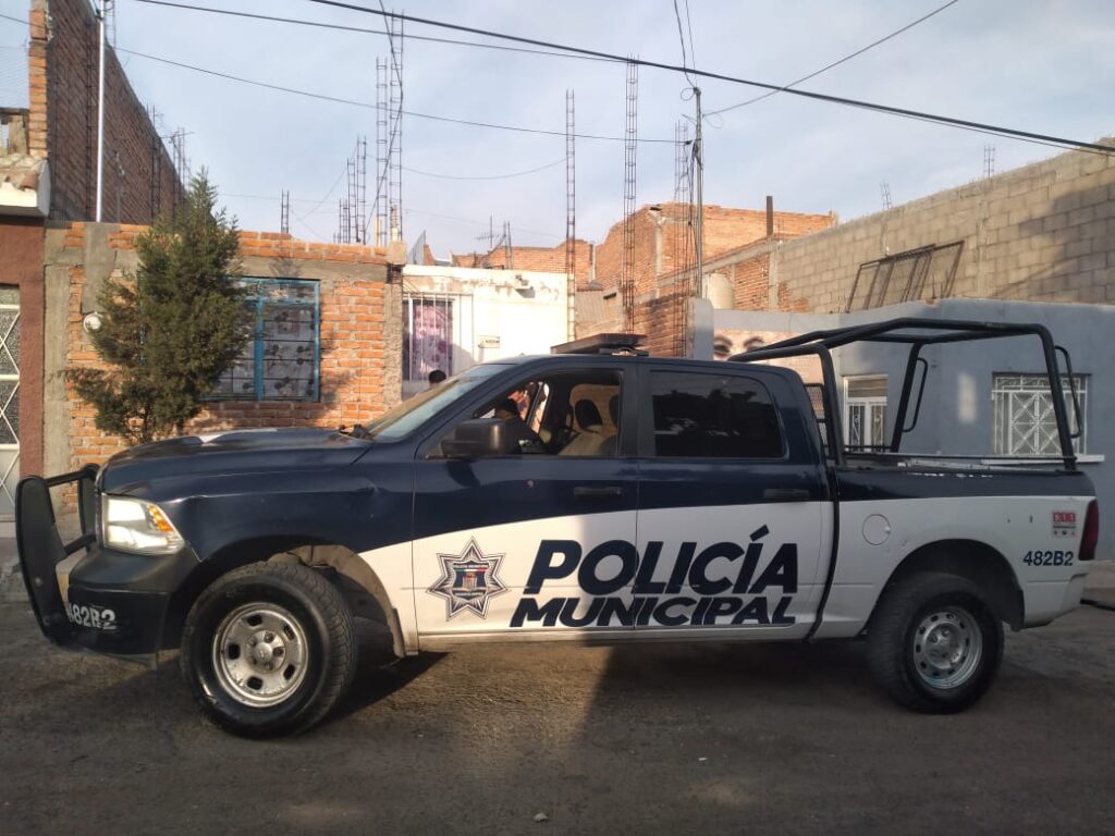 JOVEN SE SUICIDA EN LA RODOLFO LANDEROS