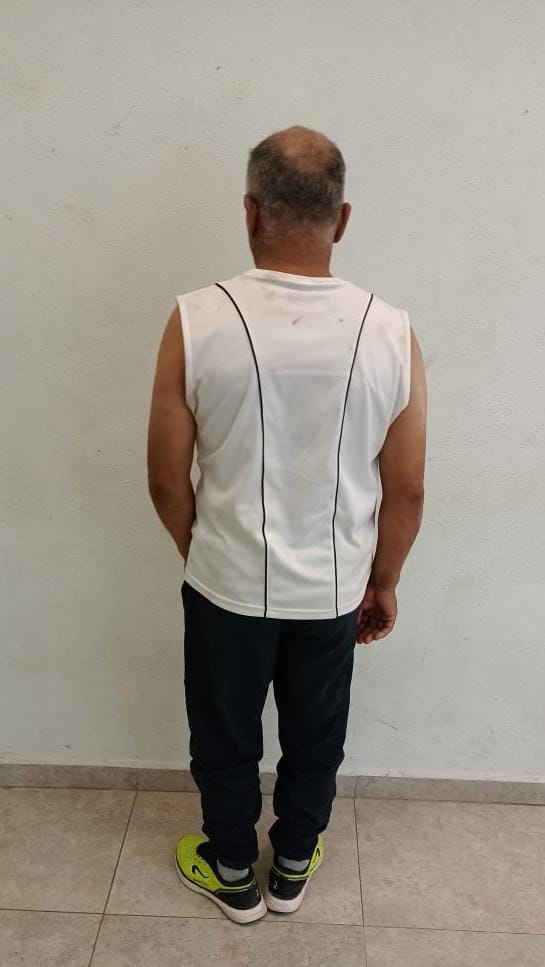 SUJETO OFRECE DINERO A MENOR DE 14 AÑOS POR FAVOR SEXUAL Y ES DETENIDO