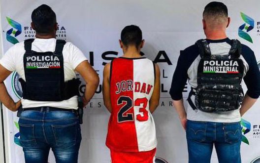 FISCALIA GENERAL DEL ESTADO ATRAPO AL “PANZON” ES ACUSADO DE HOMICIDO EN CALLES DE LOS PERICOS