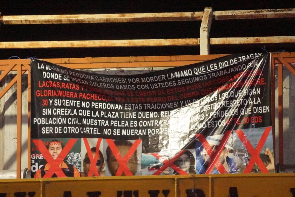 CUELGAN NARCO-MANTAS EN AGUASCALIENTES