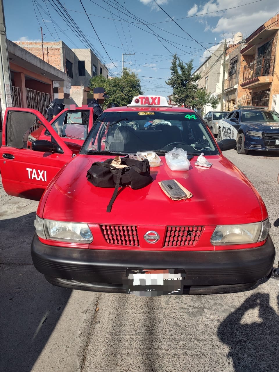 PAREJA DE NARCO-TAXISTAS FUERON DETENIDOS