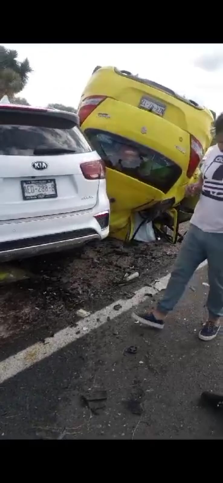 SE MATAN DOS EN ACCIDENTE, EN LOS LIMITES DE AGUASCALIENTES Y JALISCO, UNA CAMIONETA PARTICIPANTE TRAE PLACAS DE AGUAS