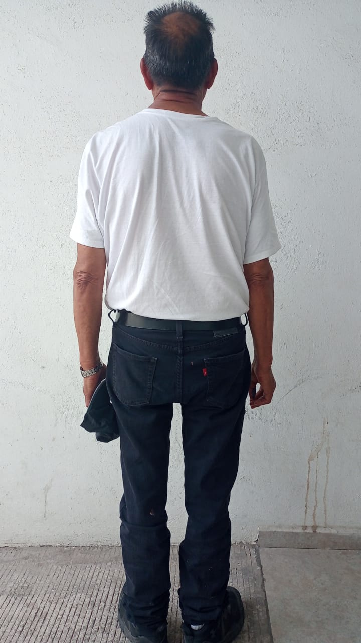 SUJETO DE 71 AÑOS ENSEÑABA VIDEOS XXX CACEROS A UNA MENOR DE 13 AÑOS