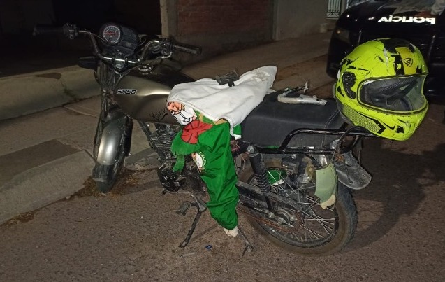 COBARDE EMBISTE A MOTOCICLISTA Y LO DEJA MORIBUNDO