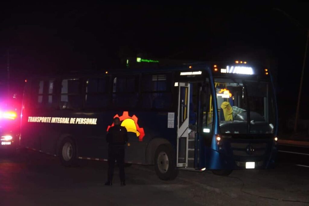 CHOFER MUERE MIENTRAS CONDUCIA