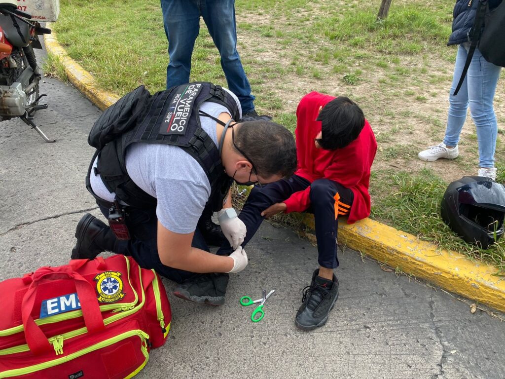SUFRE CAIDA EN MOTO Y SE FRACTURA