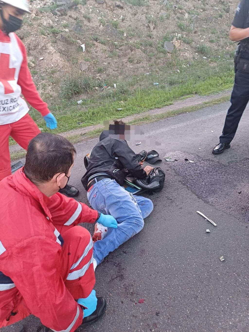 CHOQUE ENTRE UN COCHE Y UNA MOTOCICLETA