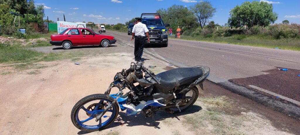 Menor de 11 años resulta grave tras ser impacada por un camion mientras ellas viajaba en moto