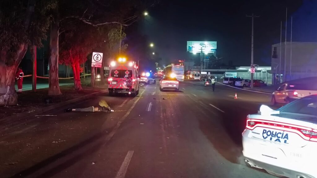 Ya fue identificado el motociclista que murió tras accidentarse en el boulevard a Zacatecas
