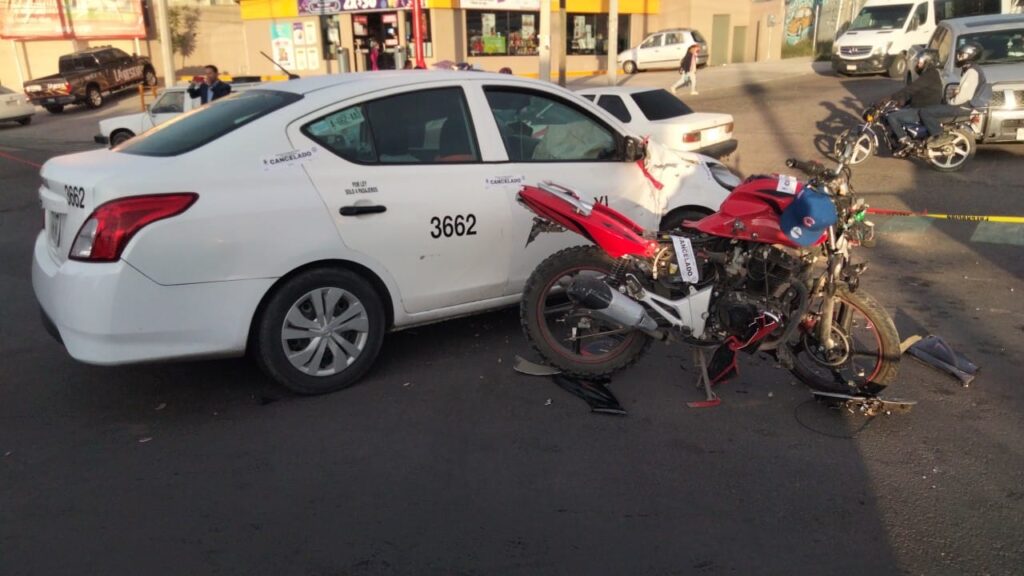 Murió motociclista tras colisionar contra un taxi en Vistas de Oriente