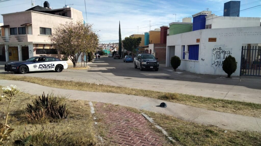 Tres sicarios intentaron ejecutar a balazos a un hombre en Haciendas de Aguascalientes