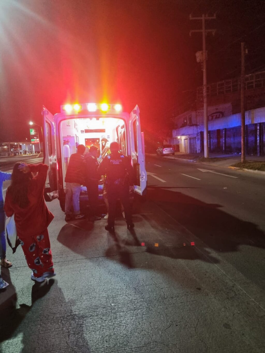 Imprudente motociclista impactó a un adolescente en la colonia Héroes