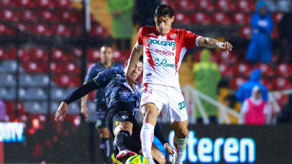 Necaxa rescata el empate ante Querétaro