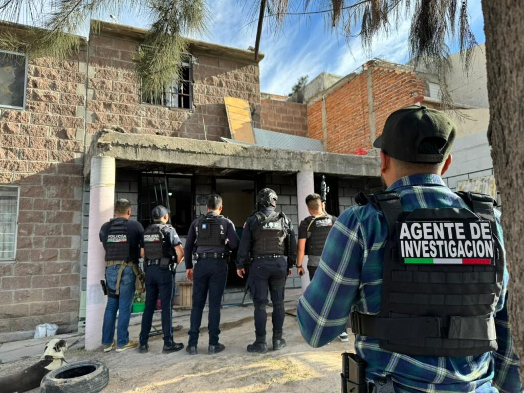 Agentes ministeriales detuvieron a “La Muñe” y “El Chore” tras cateos domiciliarios en Aguascalientes