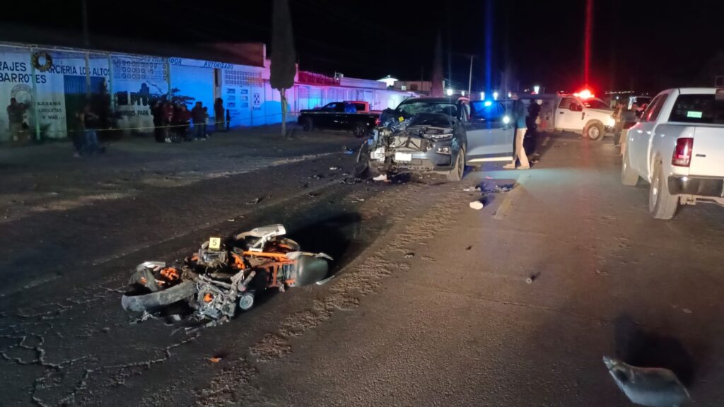 Motociclista murió tras desigual choque contra una camioneta en Rincón de Romos