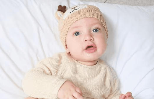 Marc Anthony muestra su bebé, a 9 meses del nacimiento