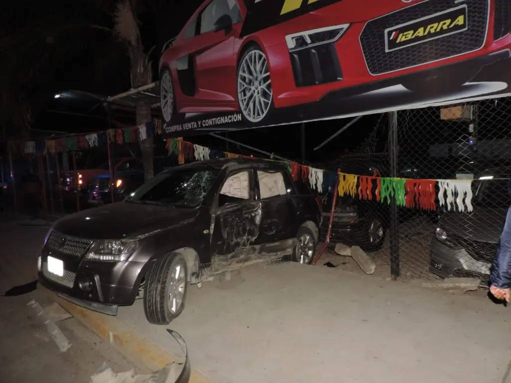 Conductor ebrio se accidenta en Segundo Anillo y sale ileso