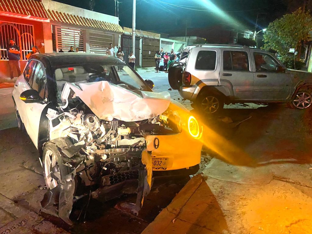 Doctor del IMSS murió tras protagonizar accidente en calles del Morelos I