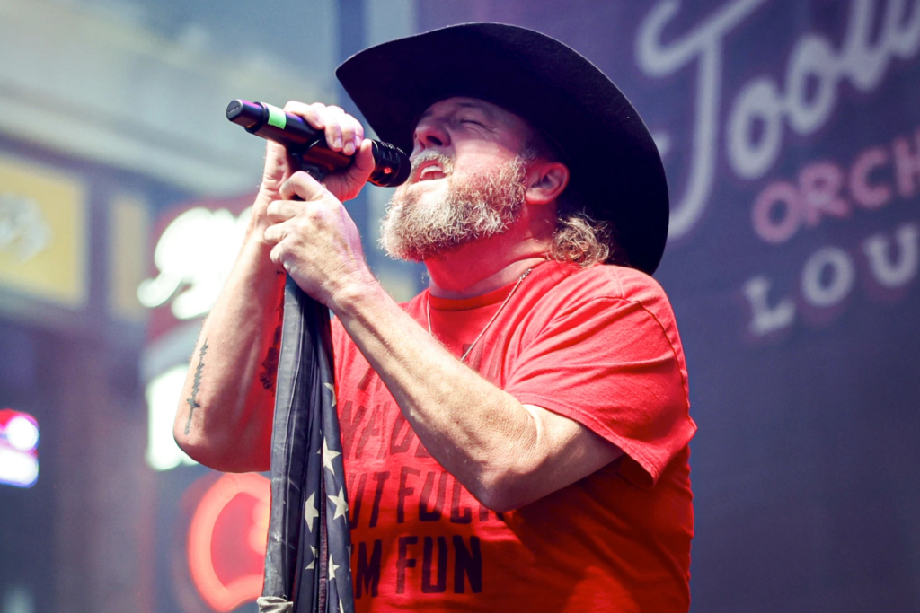 Cantante Colt Ford sufre un ataque cardíaco tras show en Arizona