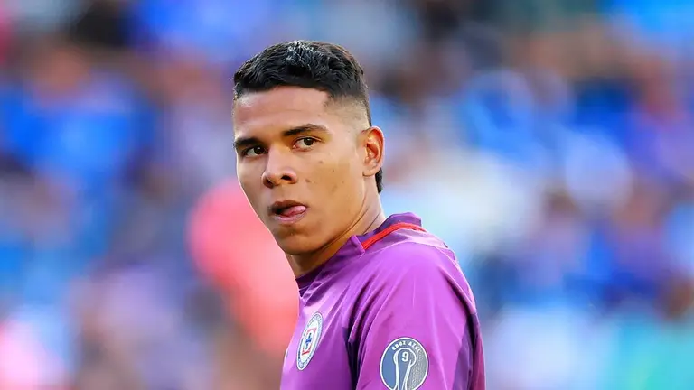 Equipo de la Premier intentaría «robarle» un jugador a Cruz Azul