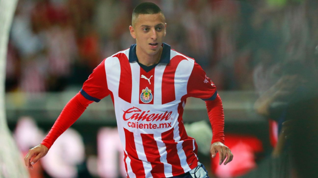 Roberto Alvarado confesó que «no quería ir a Chivas»