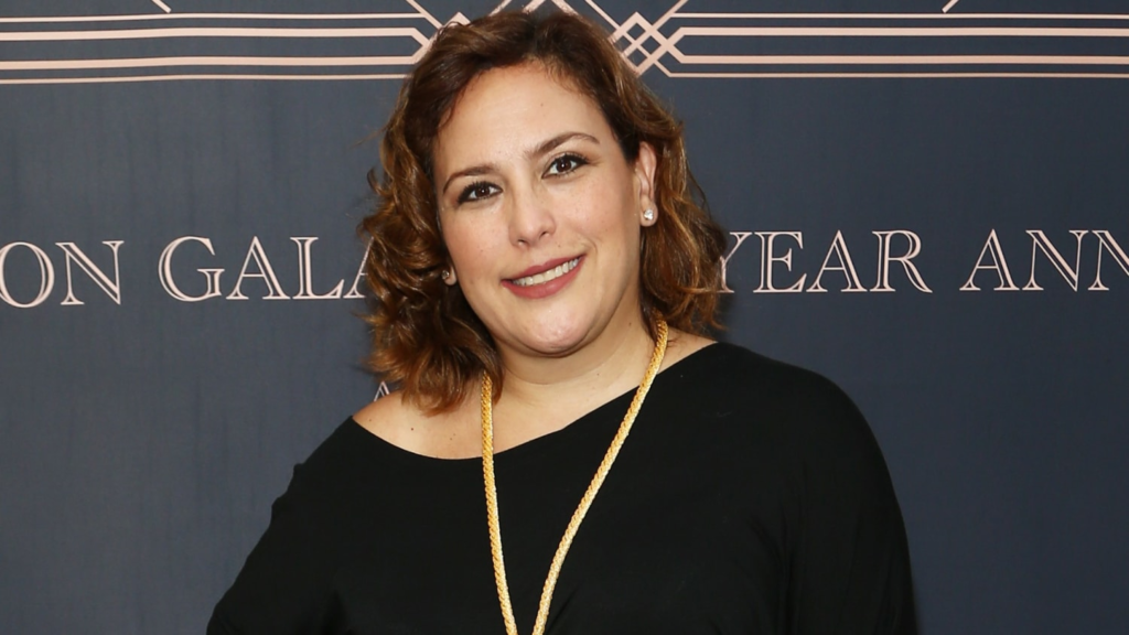 Angélica Vale se molesta con reportera por pregunta sobre su peso