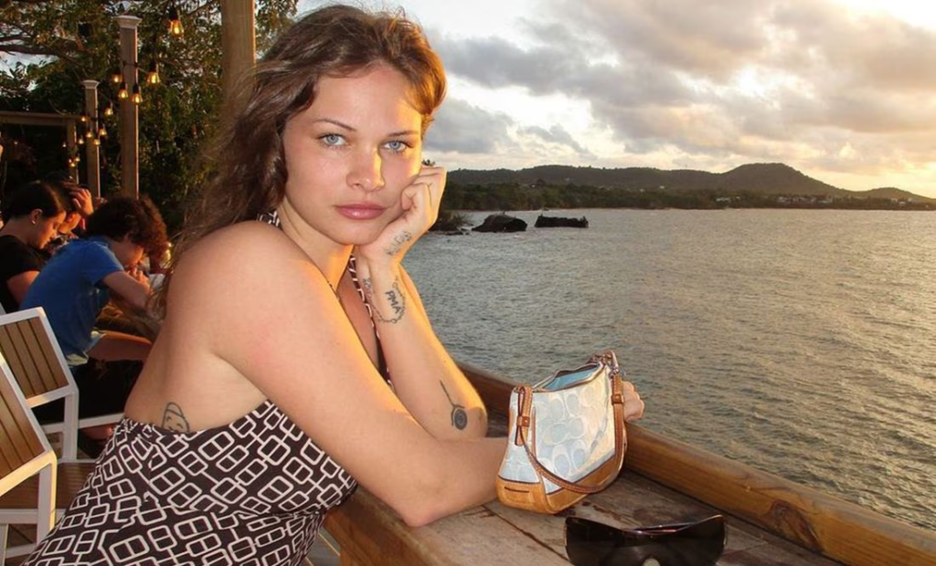 Actriz, Eva Evans, Influencer, Suicidio, Tiktoker