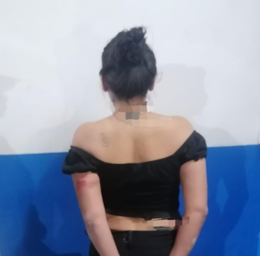 Detienen a mujer que hirió a su pareja con un cuchillo en la colonia Las Flores