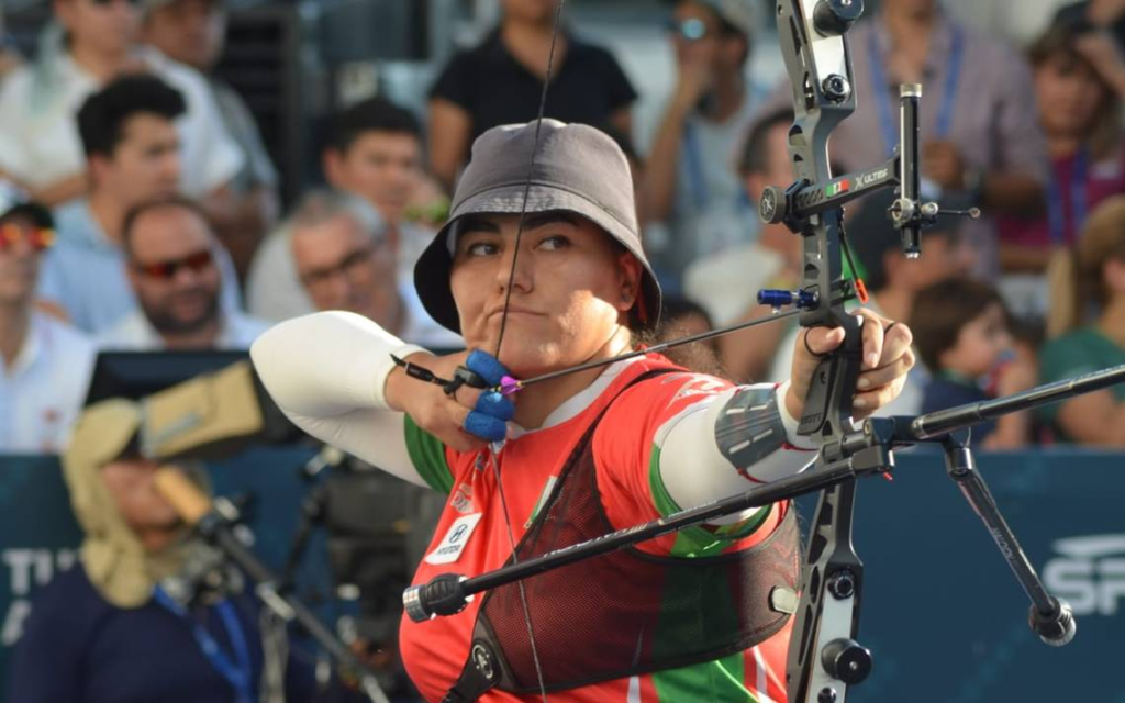 Mexicana conquista la medalla de bronce en Copa de Tiro con Arco