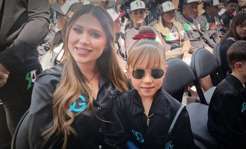 Hija del “Canelo” pronóstica nocaut y tiene un detalle para su papá