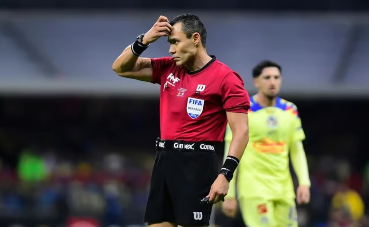 Faitelson revienta a Armando Archundia: Puso a un árbitro incapaz