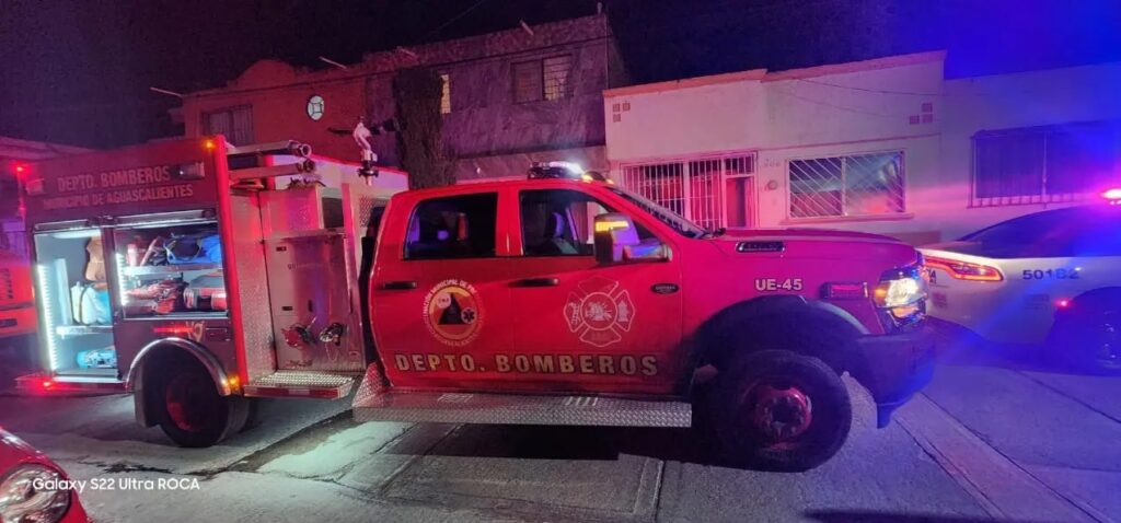 Incendio domiciliario en Colinas del Río dejó cuatro personas intoxicadas