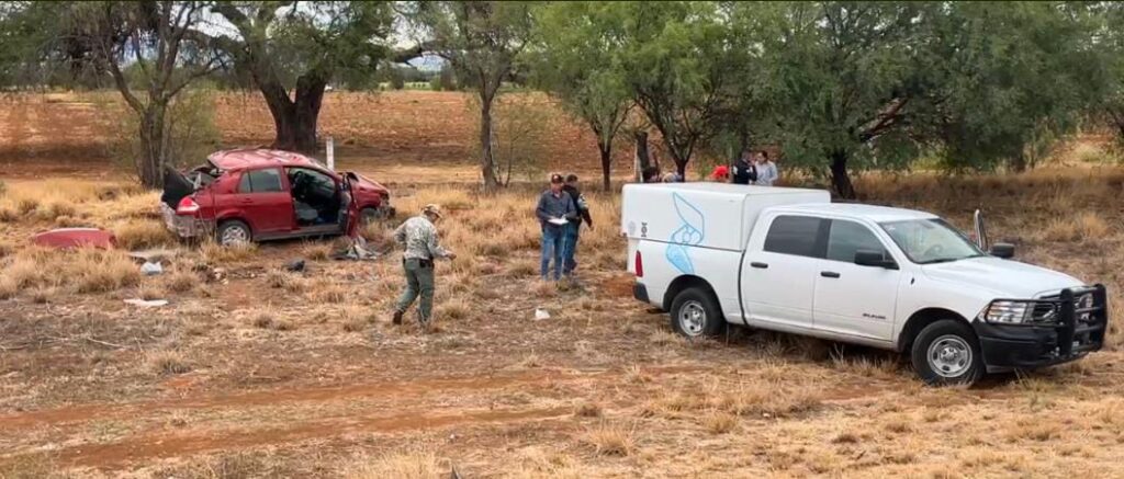 Automovilista perdió la vida tras la volcadura de su coche en la 45 Norte en Rincón de Romos