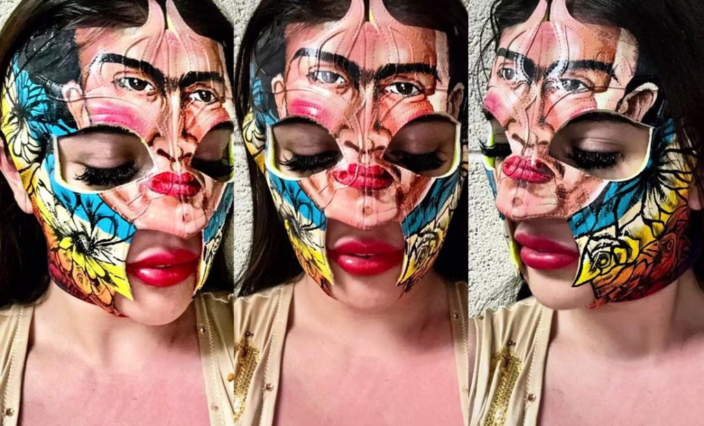 La luchadora Reina Dorada rinde homenaje a Frida Kahlo