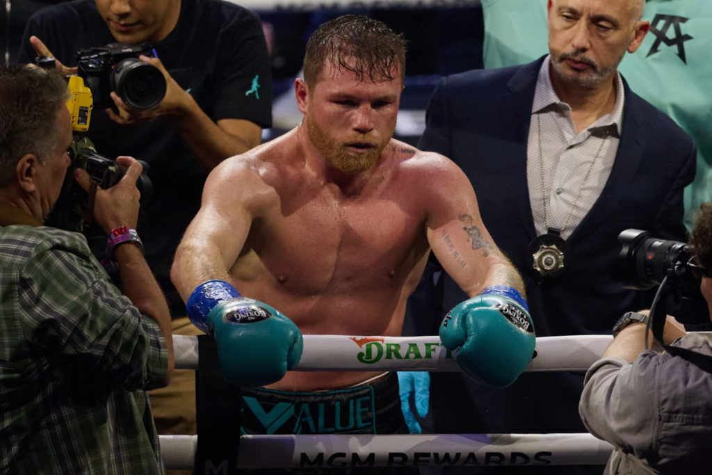 «Canelo» Álvarez acuerda con William Scull no enfrentarse