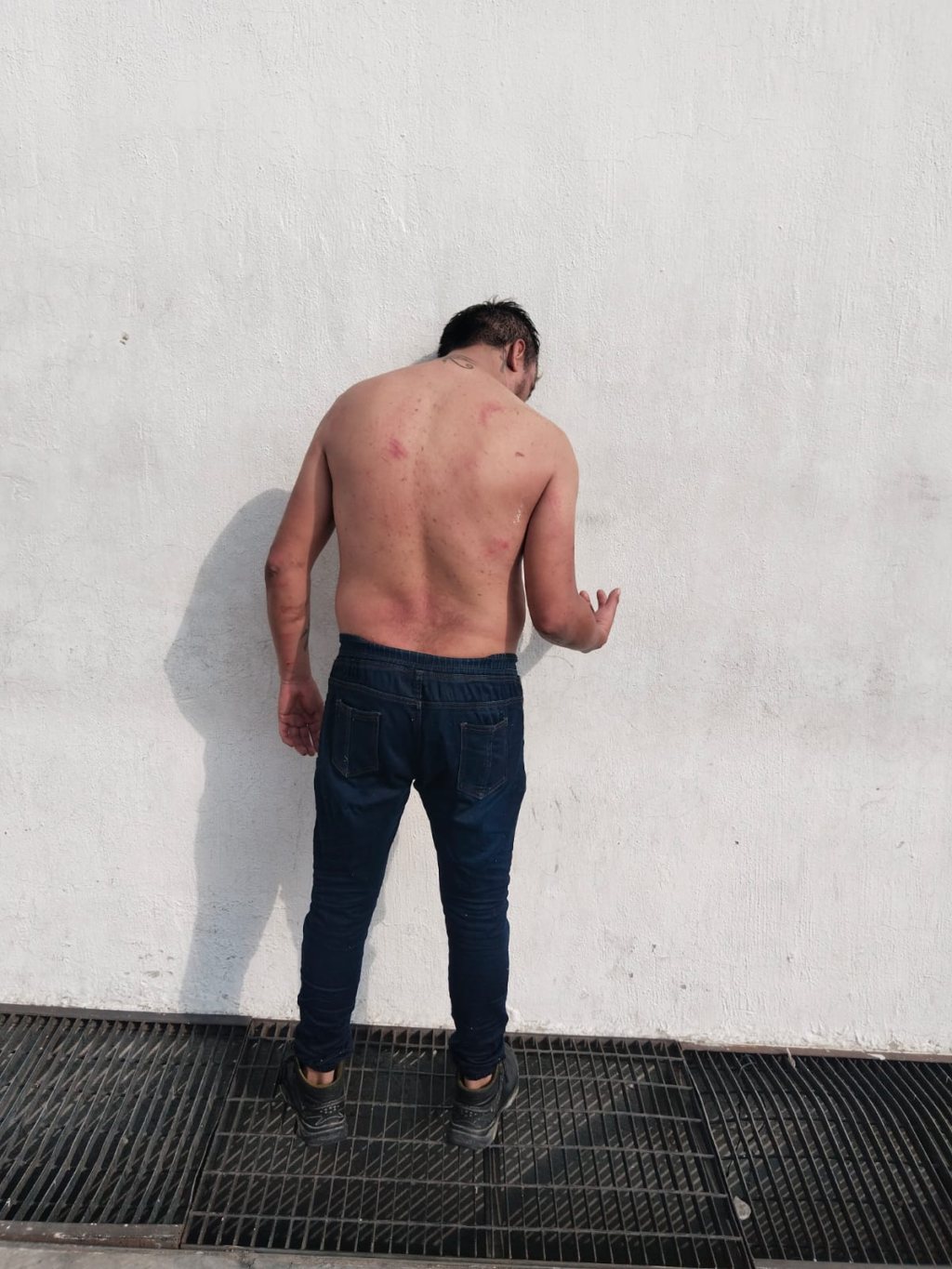 Sujeto causa destrozos en hotel al sur de la ciudad