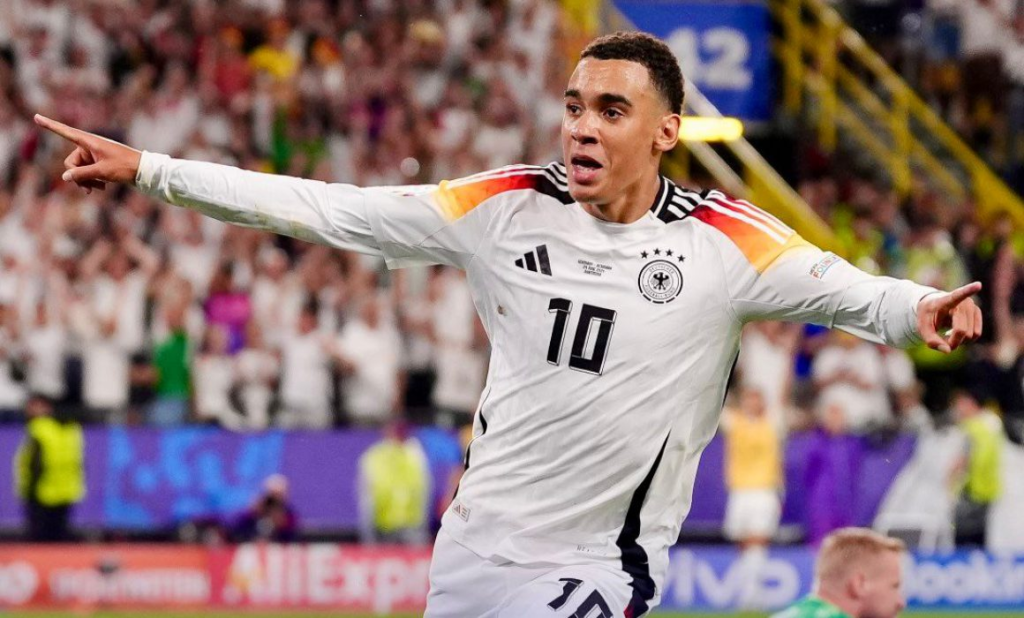 Alemania sigue adelante en su Eurocopa: vence 2-0 a Dinamarca