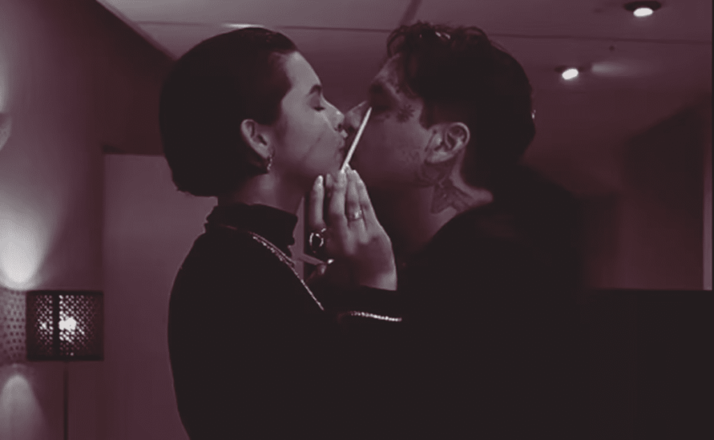 Romántico gesto de Nodal a Ángela Aguilar en París emociona a fans