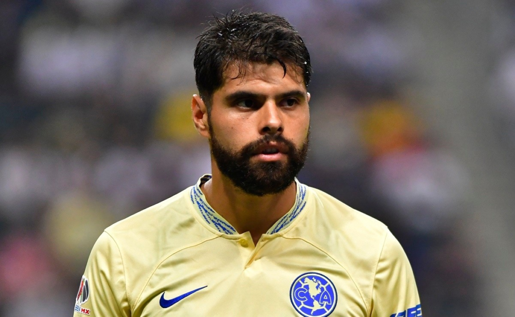 Néstor Araujo acepta que está en deuda con América