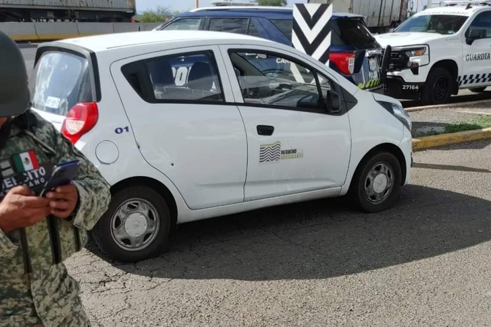 Atacan a balazos a un abogado en carretera Aguascalientes-Lagos de Moreno