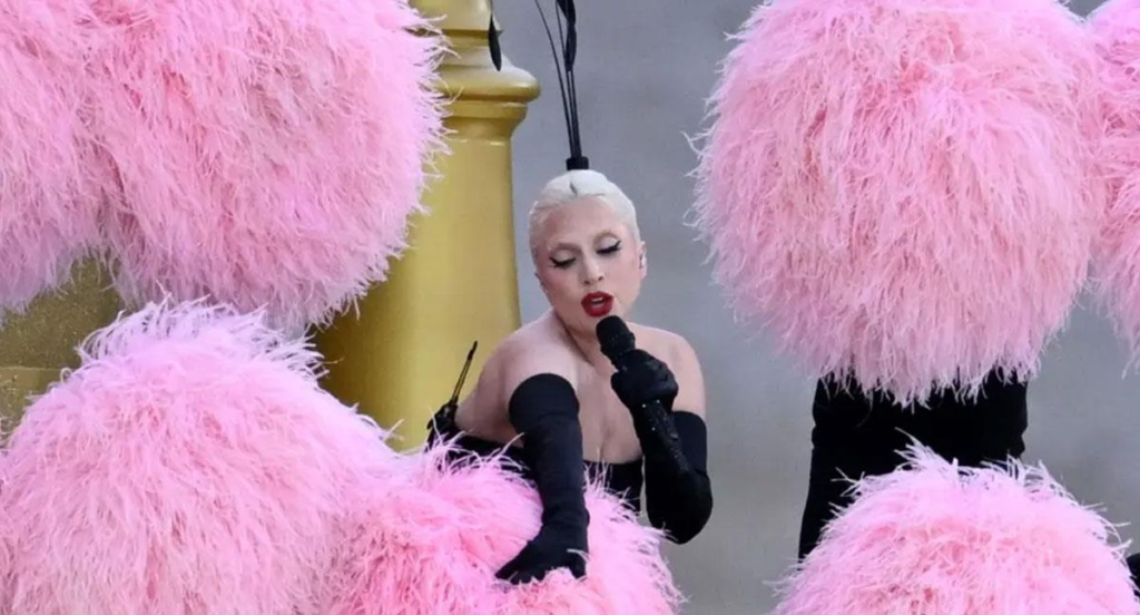 Lady Gaga canta en la ceremonia de los Juegos Olímpicos 2024