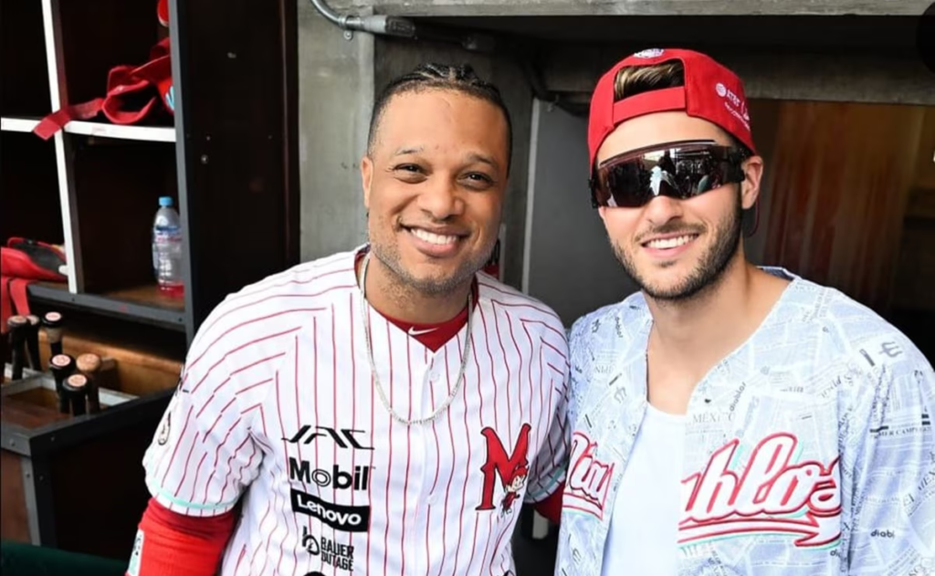 Santiago Giménez va al juego de los Diablos Rojos del México